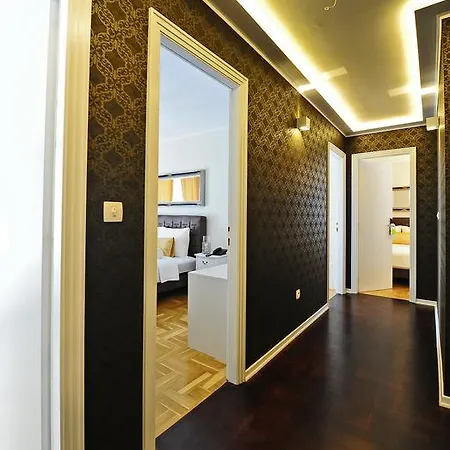 Avant Garde Luxury Rooms