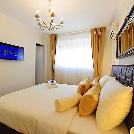 Avant Garde Luxury Rooms Guest house Split