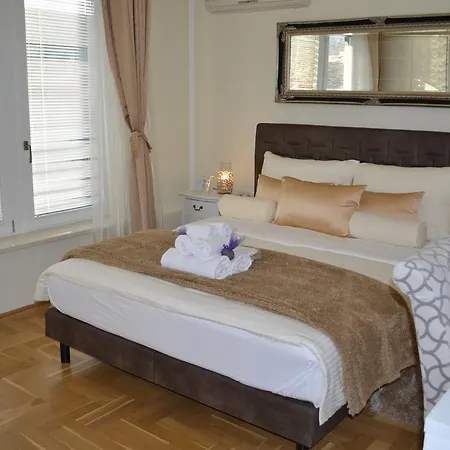 Avant Garde Luxury Rooms Split